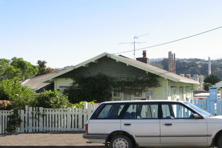 Photo of property in 16 Coromandel Street, Newtown, Wellington, 6021