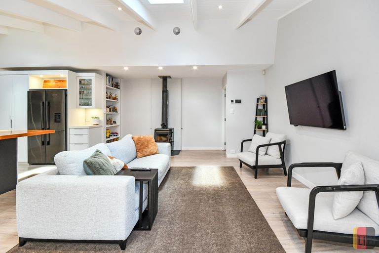 Photo of property in 44 Rushgreen Avenue, Pahurehure, Papakura, 2113