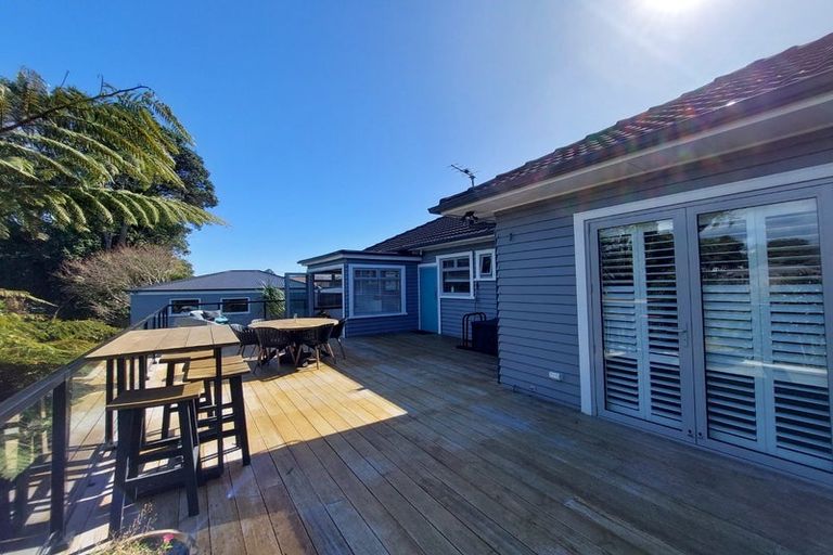 Photo of property in 6 Mission Street, Moturoa, New Plymouth, 4310