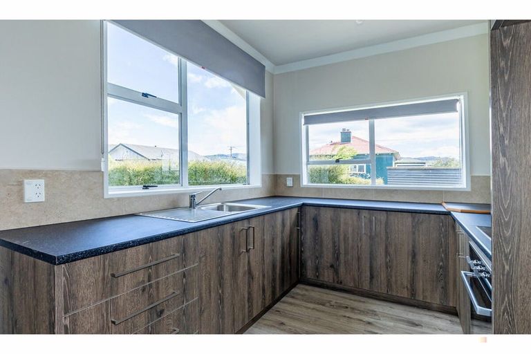 Photo of property in 11 George Street, Waimate, 7924