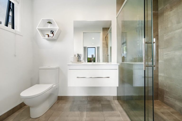 Photo of property in 54 Mount Linton Avenue, Wanaka, 9305