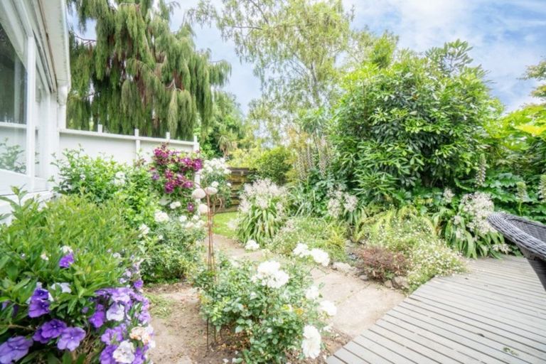 Photo of property in 49 Buick Crescent, Awapuni, Palmerston North, 4412