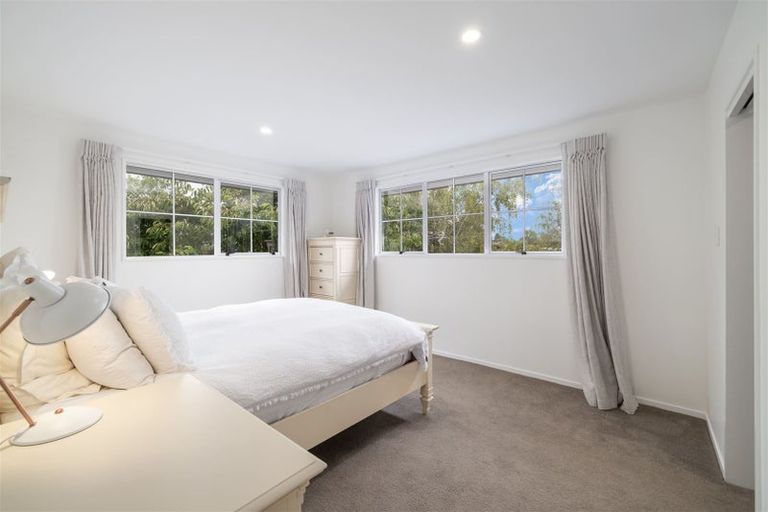 Photo of property in 6 Pasadena Place, Harewood, Christchurch, 8051