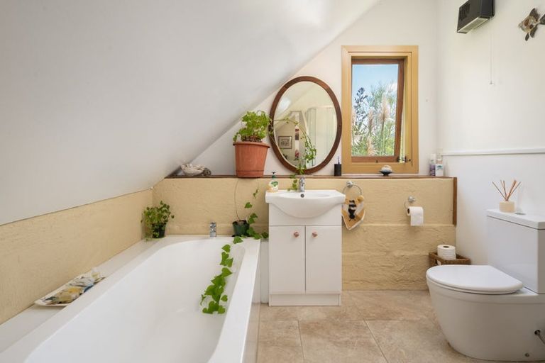 Photo of property in 51 Boons Valley Road, Waikawa, Picton, 7220