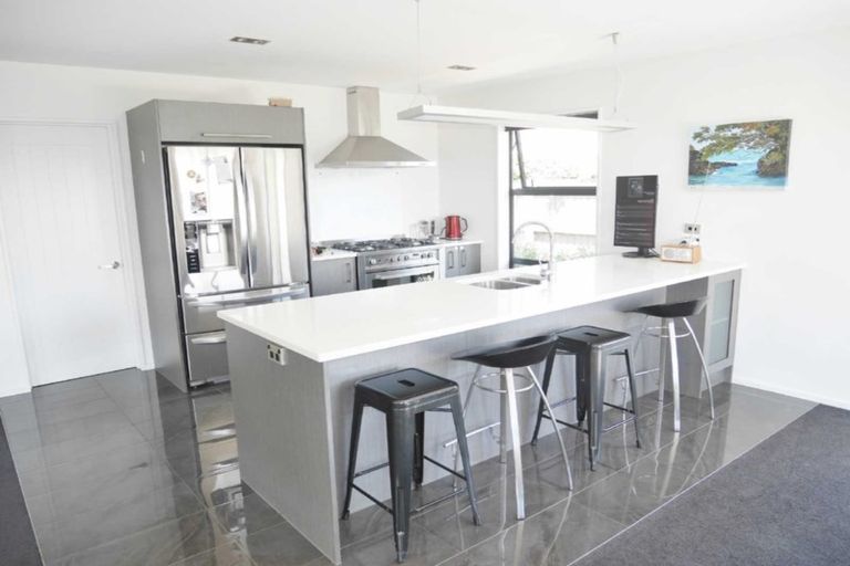 Photo of property in 9 Gosling Crescent, Halswell, Christchurch, 8025