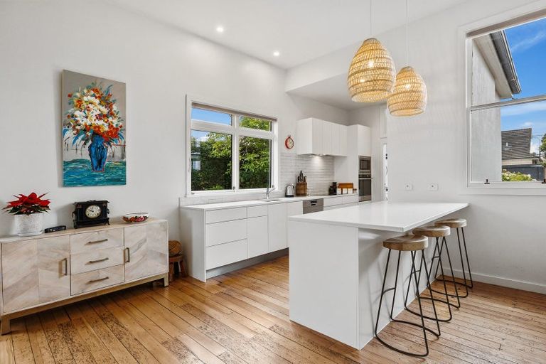 Photo of property in 72 Mailer Street, Mornington, Dunedin, 9011