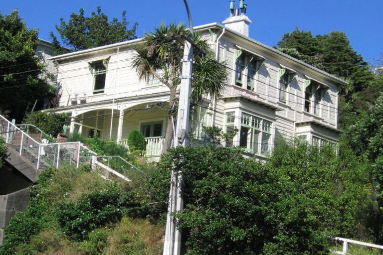 Photo of property in 56 Kelburn Parade, Kelburn, Wellington, 6012