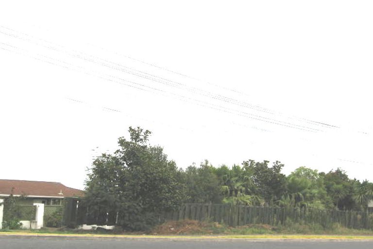 Photo of property in 231 Sunset Road, Sunnynook, Auckland, 0632