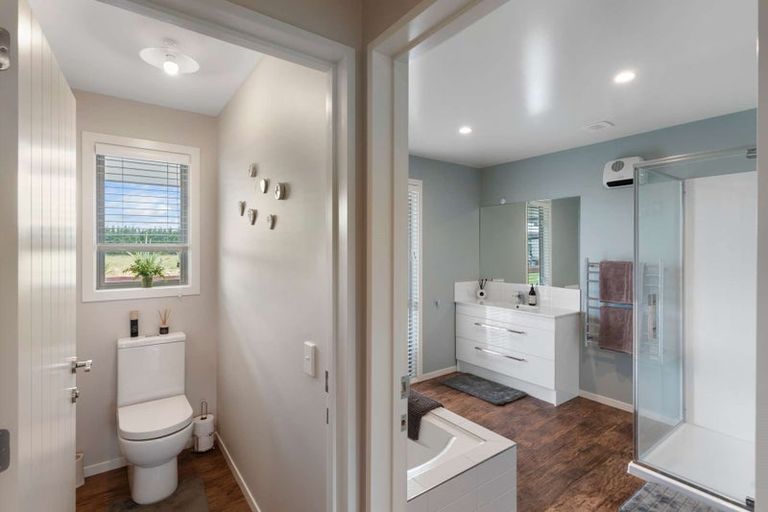 Photo of property in 1378 Poyntzs Road, West Eyreton, Rangiora, 7475