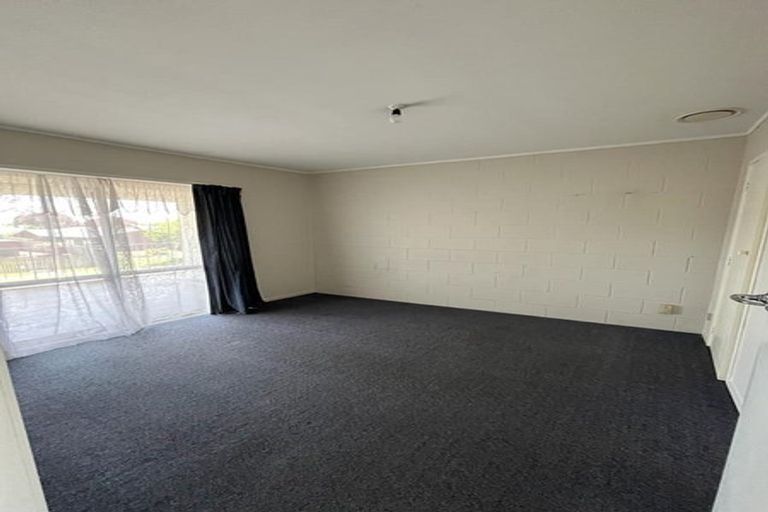 Photo of property in 1 Ihaka Place, Papatoetoe, Auckland, 2104