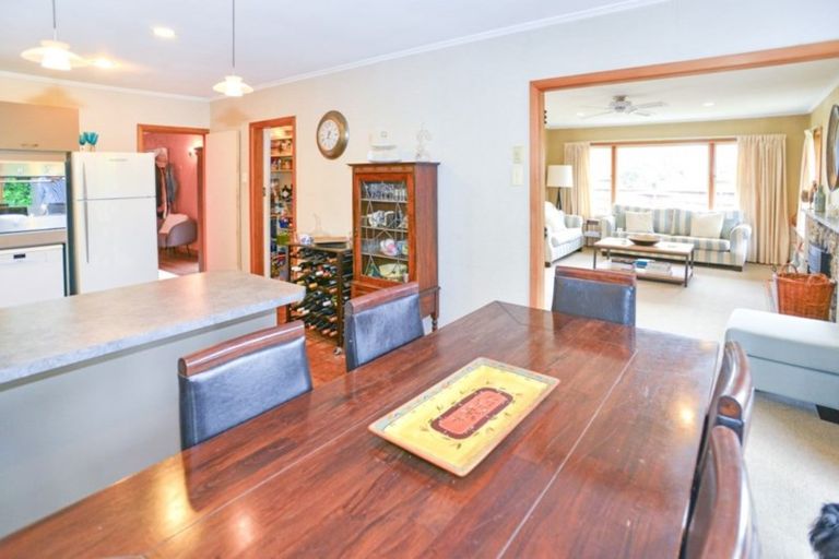 Photo of property in 309 Collinge Road, Mayfair, Hastings, 4122