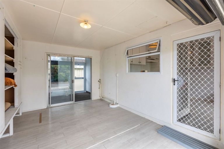 Photo of property in 2/69 Meeanee Road, Taradale, Napier, 4112