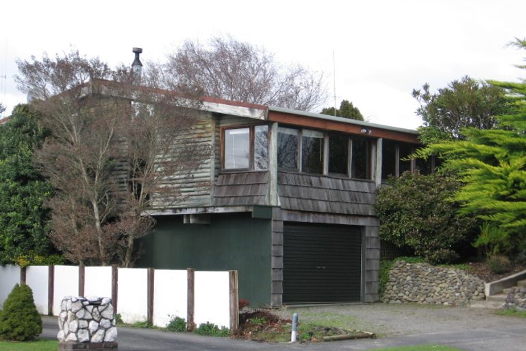 Photo of property in 41 Escort Grove, Awapuni, Palmerston North, 4412