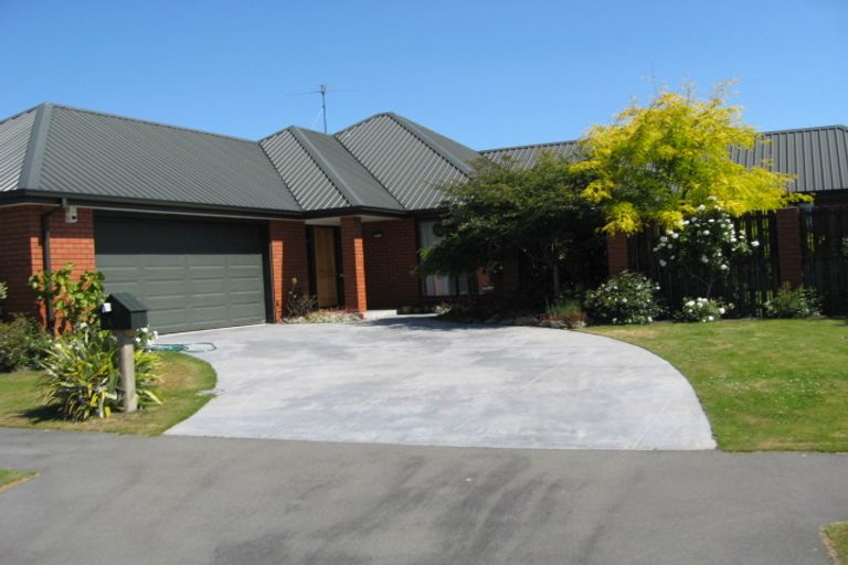 Photo of property in 4 Pepperwood Place, Shirley, Christchurch, 8061