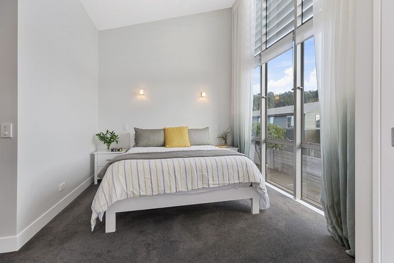 Photo of property in 6 Boardwalk Lane, Seatoun, Wellington, 6022