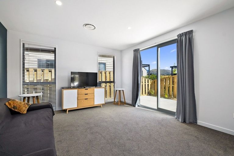 Photo of property in 26 Obelisk Street, Wanaka, 9305