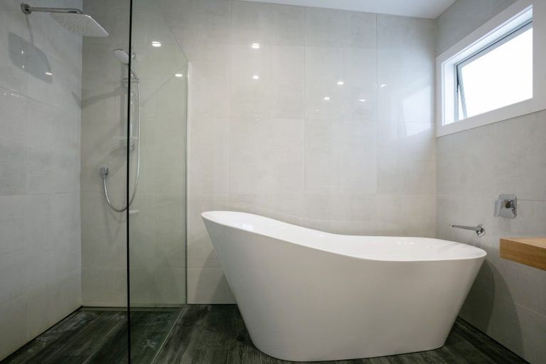 Photo of property in 32 Coprosma Crescent, Waipahihi, Taupo, 3330