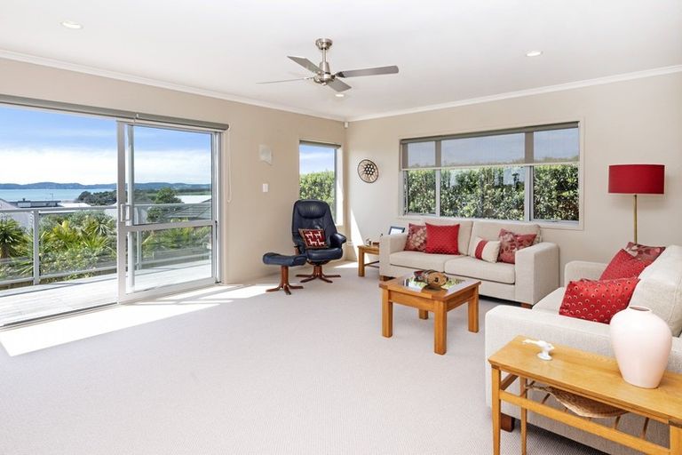 Photo of property in 10 Liberty Crescent, Beachlands, Auckland, 2018