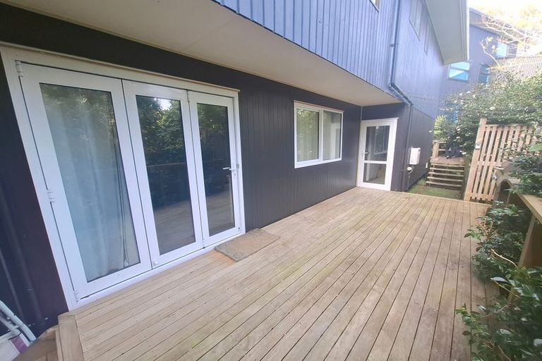Photo of property in 12a Ridge Lane, New Plymouth, 4310