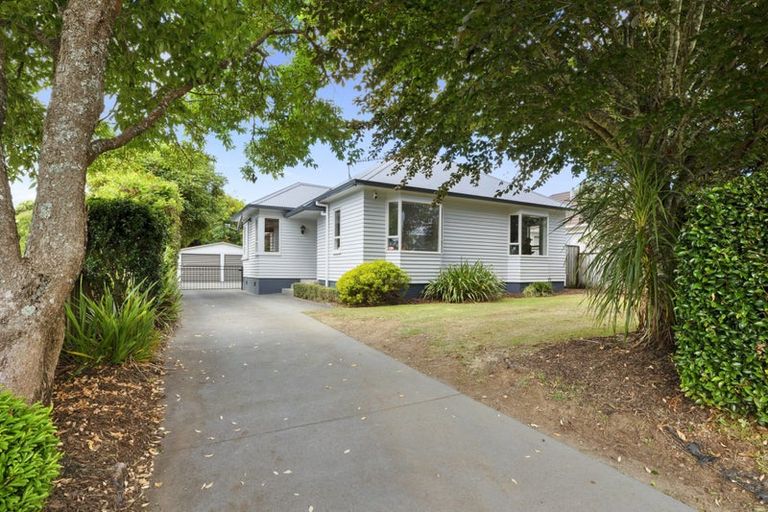 Photo of property in 49 Somerset Street, Brooklands, New Plymouth, 4310