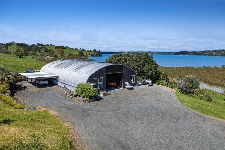 Photo of property in 68 Goodall Road, Snells Beach, 0920