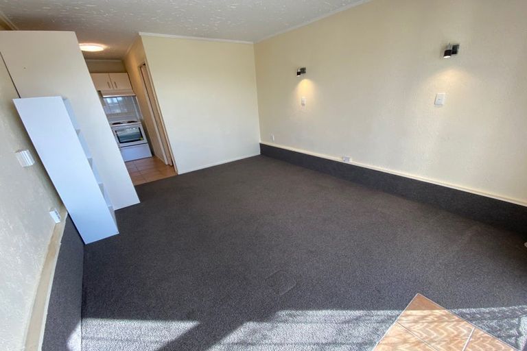 Photo of property in 327 Adelaide Road, Newtown, Wellington, 6021