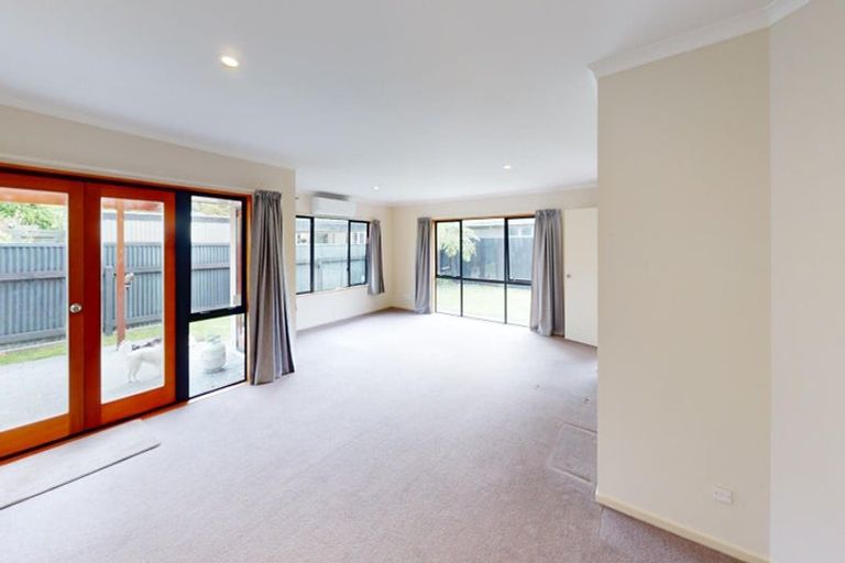 Photo of property in 5a Franklin Avenue, Hokowhitu, Palmerston North, 4410