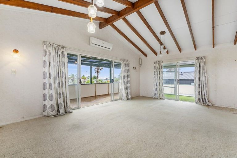 Photo of property in 3 Emerald Shores Drive, Papamoa Beach, Papamoa, 3118