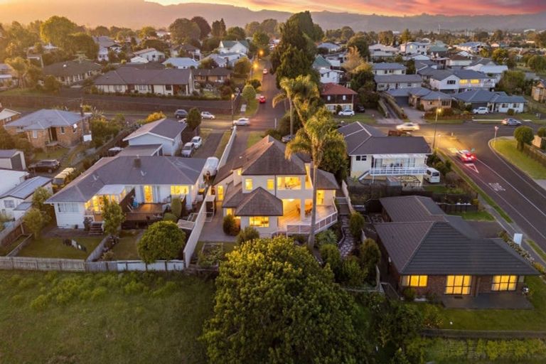 Photo of property in 48 Oxford Street, Te Puke, 3119