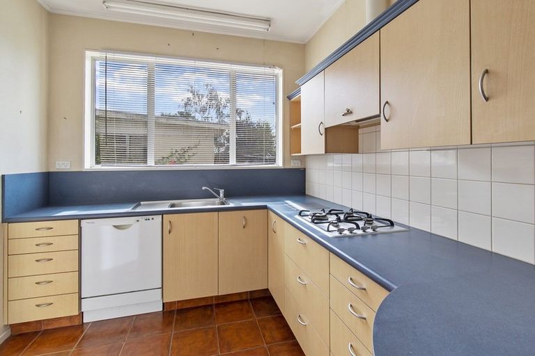 Photo of property in 60 Timaru Road, Waimate, 7924