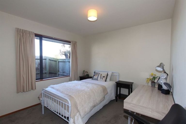 Photo of property in 339 Keyes Road, New Brighton, Christchurch, 8083