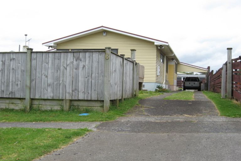 Photo of property in 6 House Avenue, Mangere Bridge, Auckland, 2022