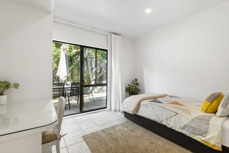 Photo of property in 2/74 Glamorgan Drive, Torbay, Auckland, 0630