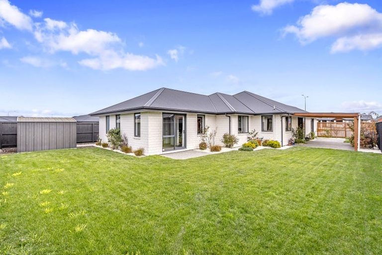 Photo of property in 6 Altai Place, Rolleston, 7615