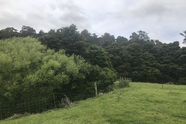 Photo of property in 16 Whio Street, Pongaroa, 4991