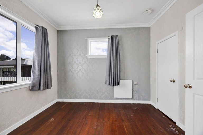 Photo of property in 43 Brown Street, Inglewood, 4330