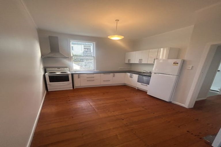 Photo of property in 39 Thompson Street, Mount Cook, Wellington, 6011