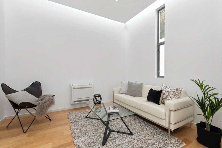 Photo of property in 26 Overdale Drive, Cashmere, Christchurch, 8022