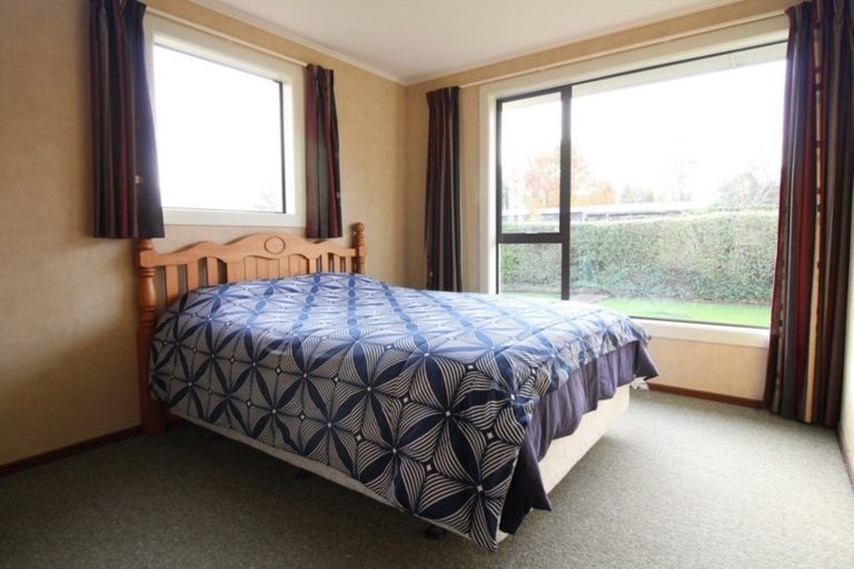 Photo of property in 40 Moore Road, Winton, 9781