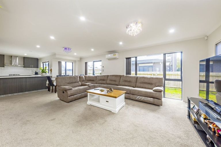 Photo of property in 61a Jellicoe Road, Manurewa, Auckland, 2102