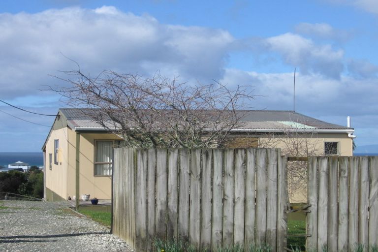 Photo of property in 12 Cullen Street, Mangawhai Heads, Mangawhai, 0505