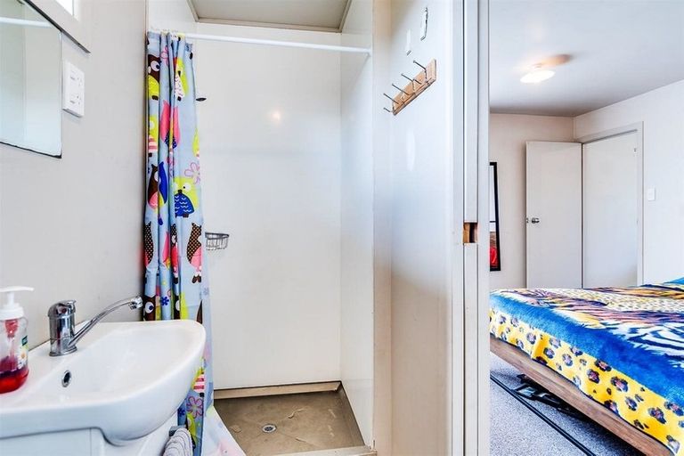 Photo of property in 72 Atherfold Crescent, Greenmeadows, Napier, 4112