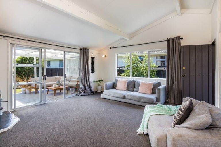 Photo of property in 64 Marshall Avenue, Richmond Heights, Taupo, 3330