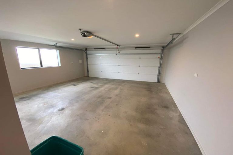 Photo of property in 13 Muirhill Place, Pokeno, 2402