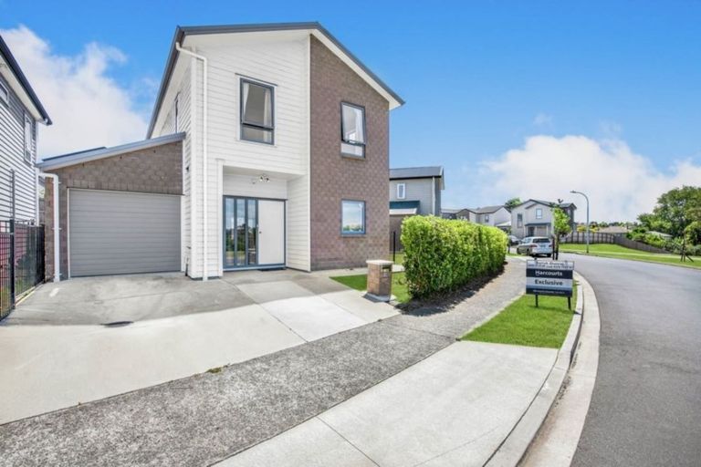 Photo of property in 30 Ipukarea Street, Weymouth, Auckland, 2103