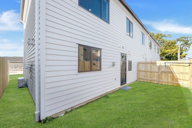 Photo of property in 10b Kent Road, Manurewa, Auckland, 2102