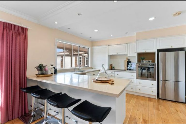 Photo of property in 116 Oira Road, Karaka, Papakura, 2578