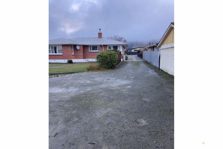 Photo of property in 2 Grace Street, Waimate, 7924