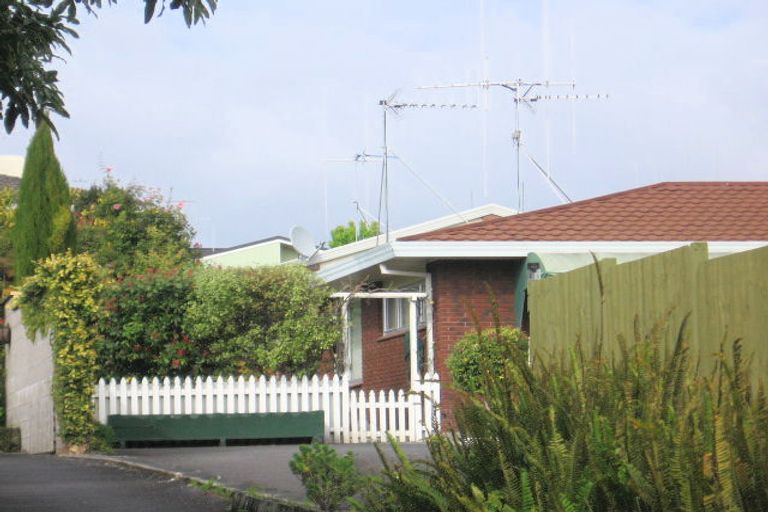 Photo of property in 244 Ngatai Road, Otumoetai, Tauranga, 3110