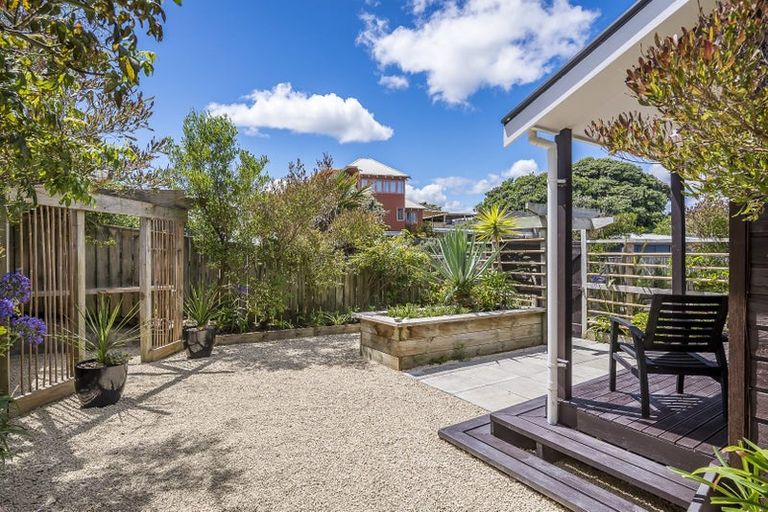 Photo of property in 15 Babbacombe Avenue, Otaki Beach, Otaki, 5512